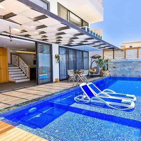 Hotel 3 Bedrooms With Sea View Private Pool And Jacuzzi At 3 Km Away From The Kas