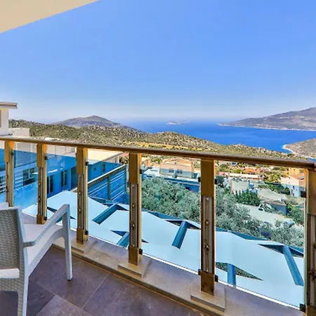 Hotel 3 Bedrooms With Sea View Private Pool And Jacuzzi At 3 Km Away From The 4*