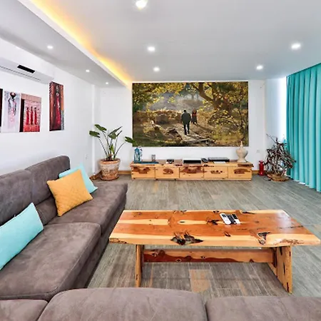 3 Bedrooms With Sea View Private Pool And Jacuzzi At 3 Km Away From The Hotel 4*