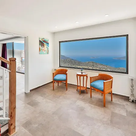 Hotel 3 Bedrooms With Sea View Private Pool And Jacuzzi At 3 Km Away From The 4*